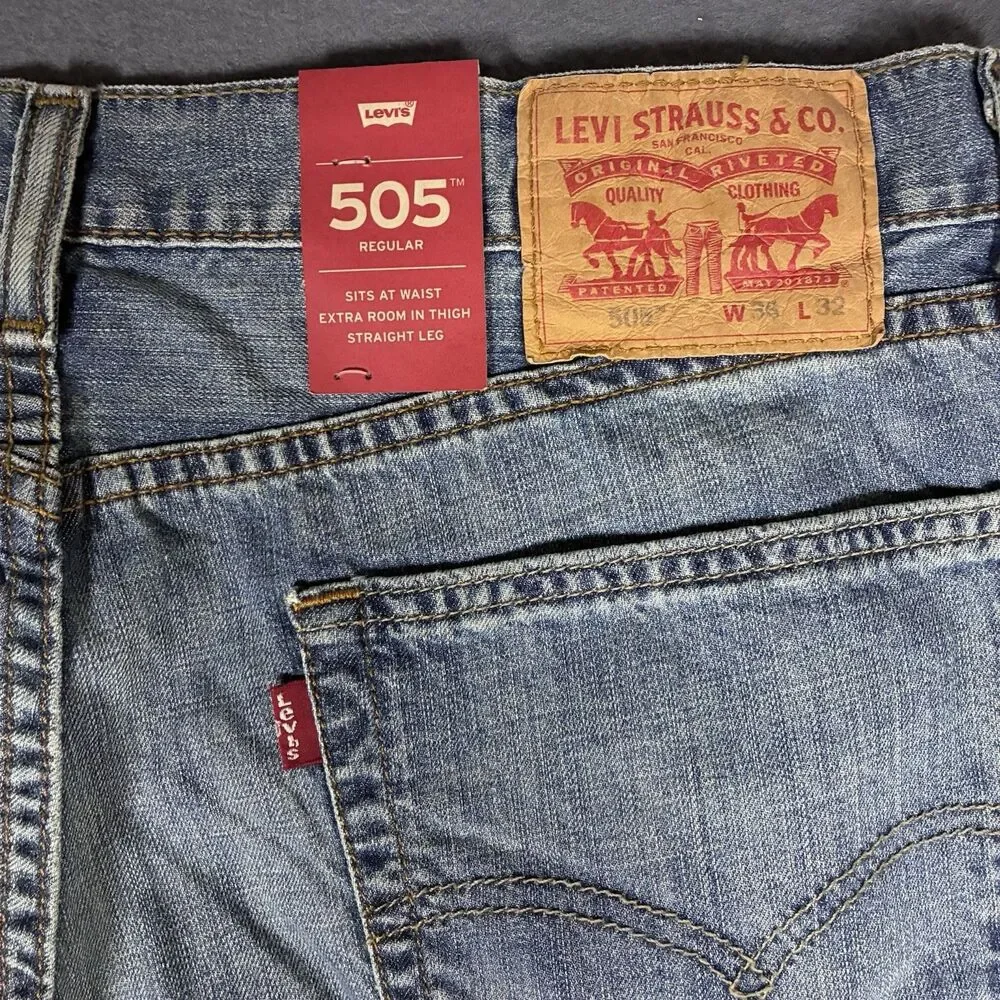 Levi's 505 Men's Blue Jeans Regular Fit, Straight Leg, Size 36x32 NWT